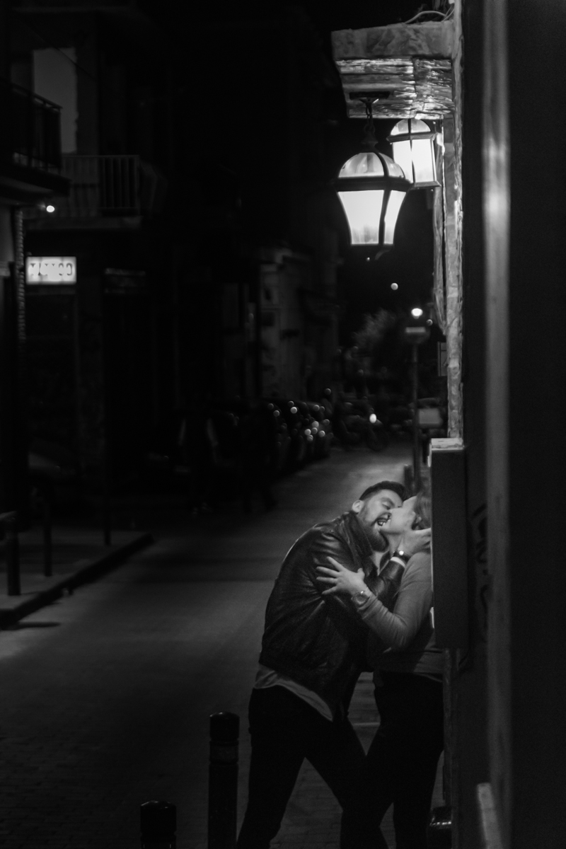 Νυχτερινή Φωτογράφιση πριν τον Γάμο στην παλιά Αθήνα (Prewedding)